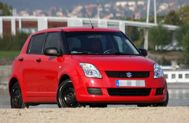 Ötéves, klímás, jó autó 1 millióért. Suzuki Swift használtteszt