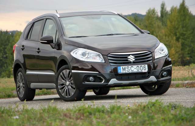 Jó autó, de… Suzuki SX4 S-Cross teszt