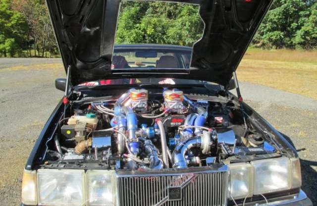 Nem vicc: 2200 lóerős Volvo 2,8 millió forintért