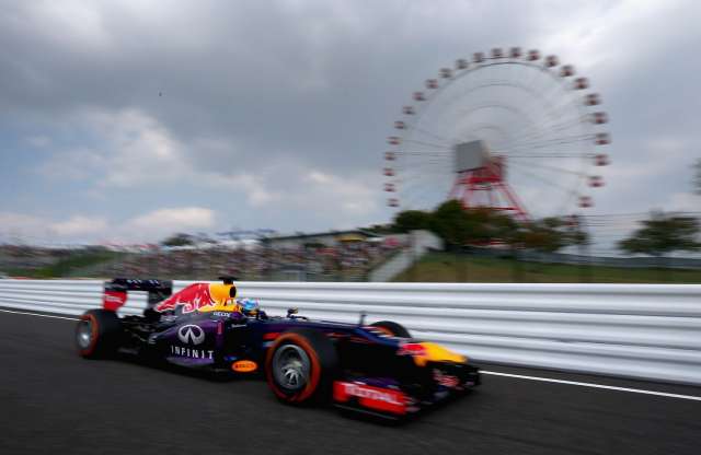 Vettel Japánban sem adta át a dobogó legtetejét