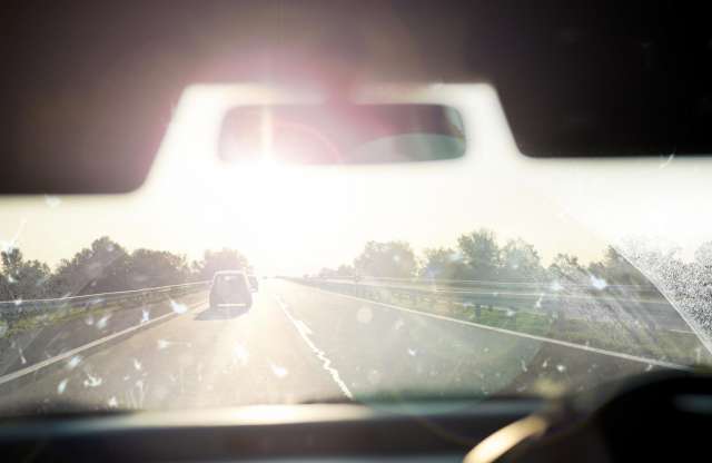 Megszaporodtak az elvakításos balesetek