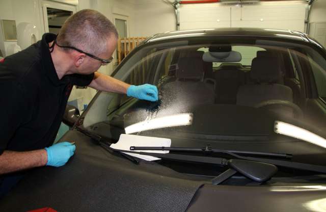 Nem tévedés: ingyenes üvegjavítás a Carglassnál