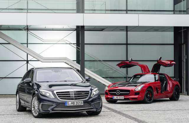 350 darabos különszériával búcsúzik a Mercedes-Benz SLS AMG