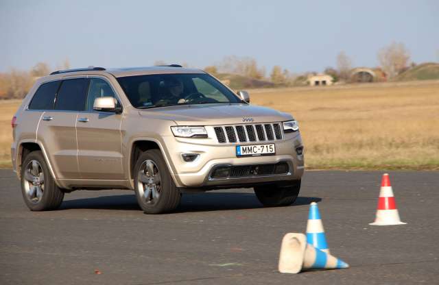 Sosem volt még ilyen jó: itthon az új Jeep Grand Cherokee