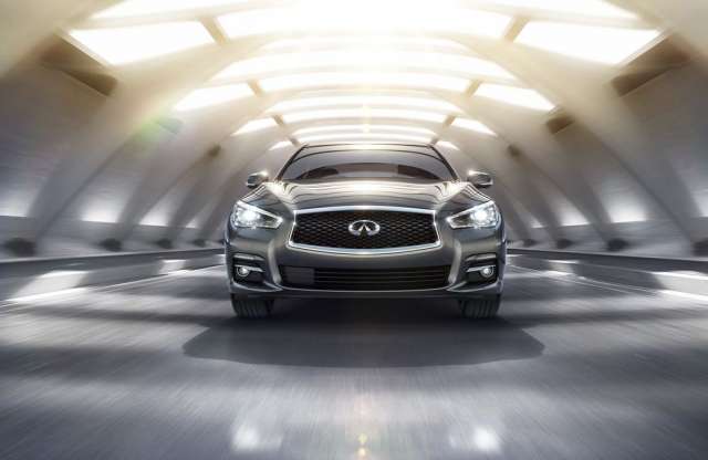 Kétliteres turbómotor az Infiniti Q50-ben