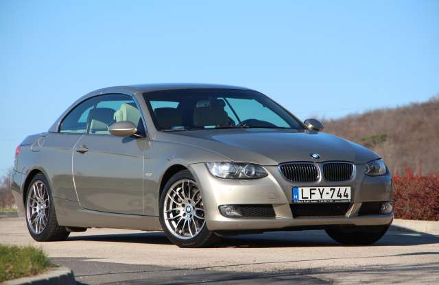 Kabriózni télen? Ezzel nem kunszt! BMW 330i Cabrio használtteszt