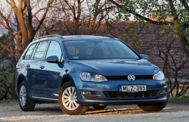 Kombiként is etalon? VW Golf Variant teszt
