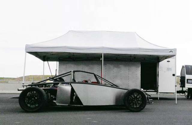 Csővázas sárkány 430 lóerővel?