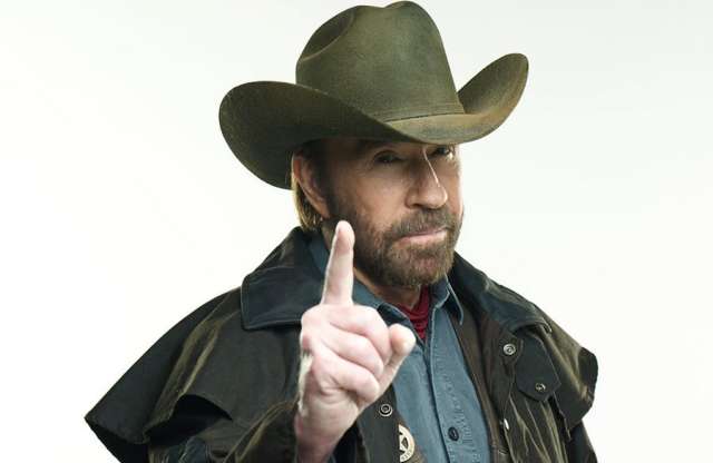 Van Damme volvós sztorija megvolt? Íme Chuck Norris válasza