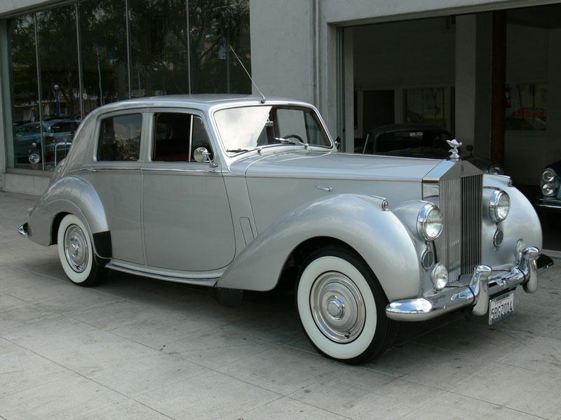 ROLLS-ROYCE SILVER GHOST