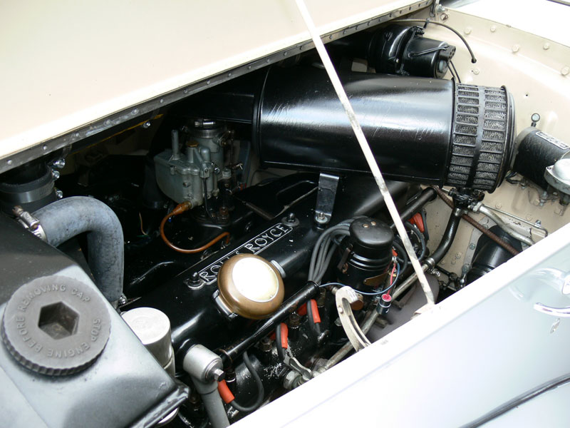 ROLLS-ROYCE SILVER GHOST