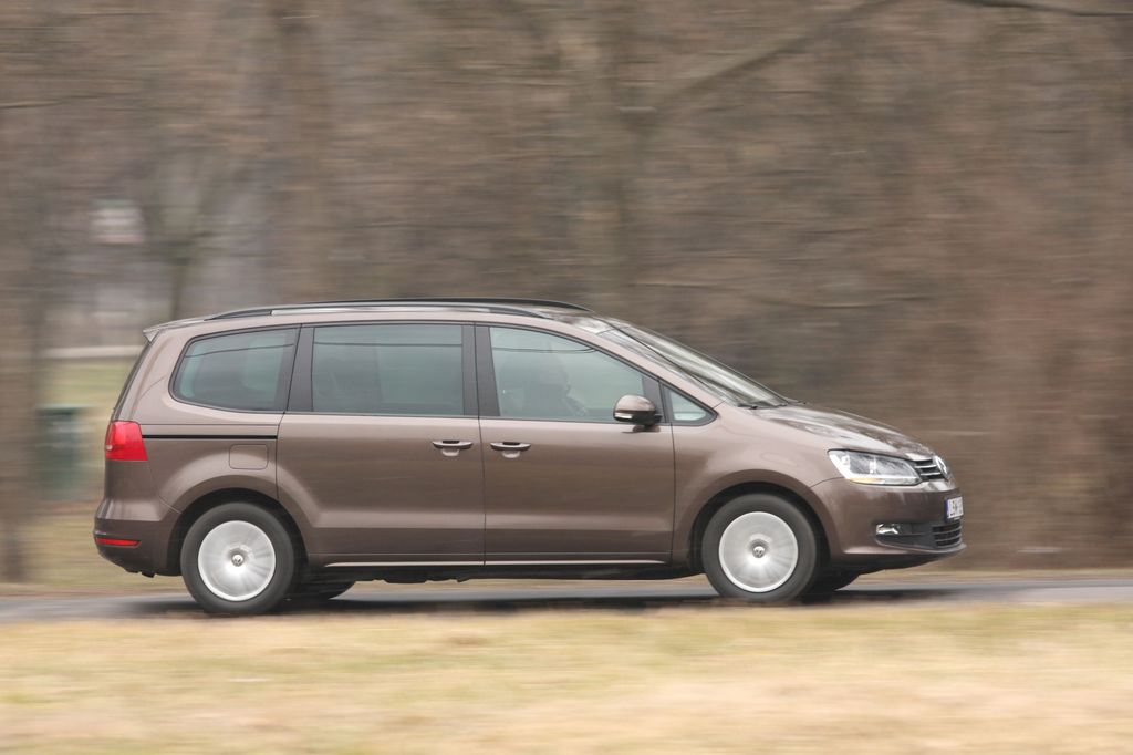 VOLKSWAGEN SHARAN