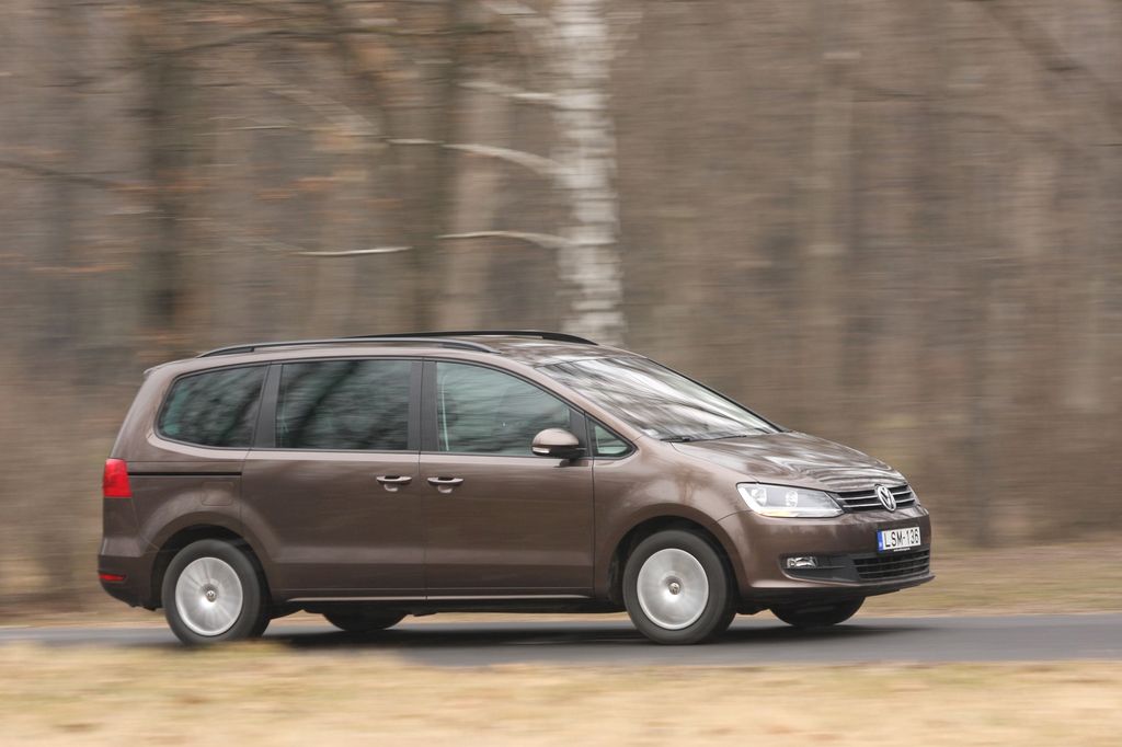 VOLKSWAGEN SHARAN