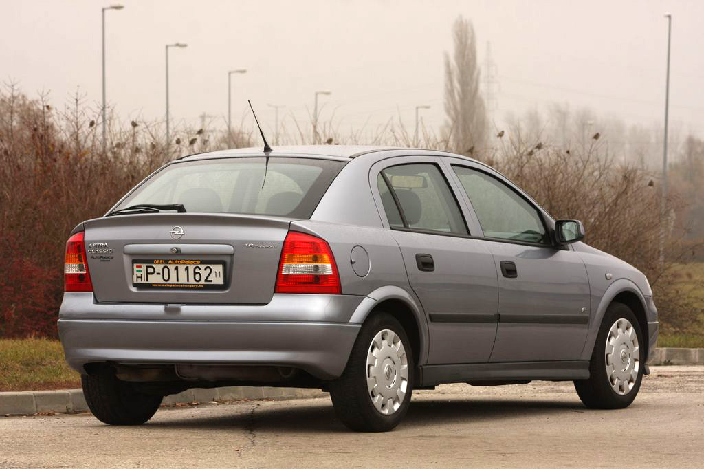 OPEL ASTRA H