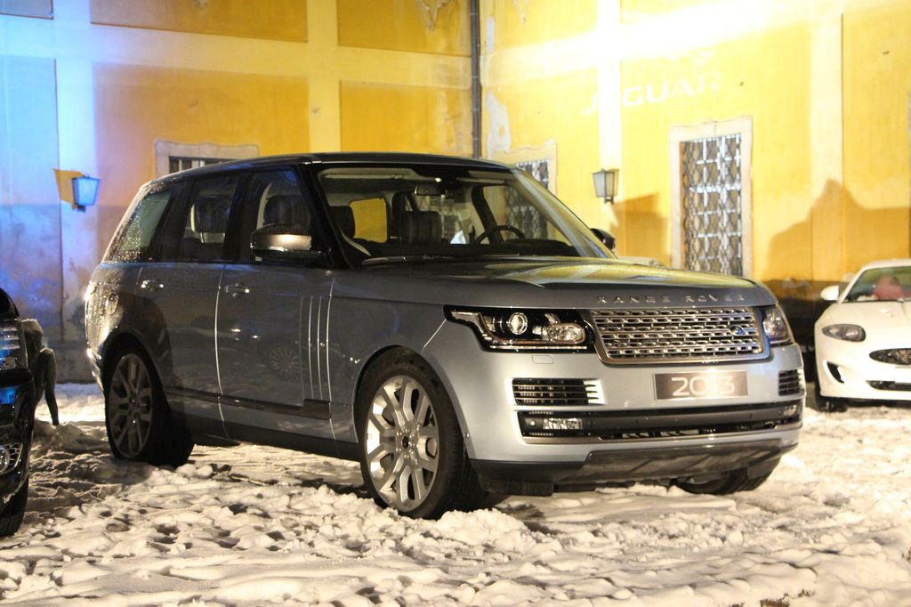 LAND ROVER RANGE ROVER