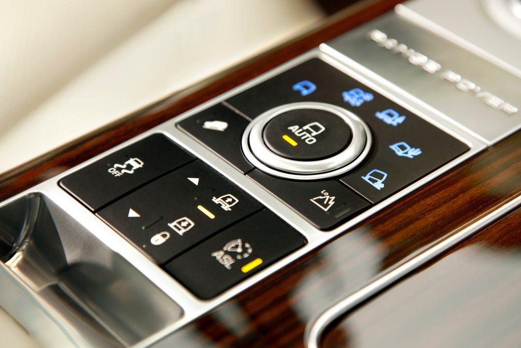 LAND ROVER RANGE ROVER