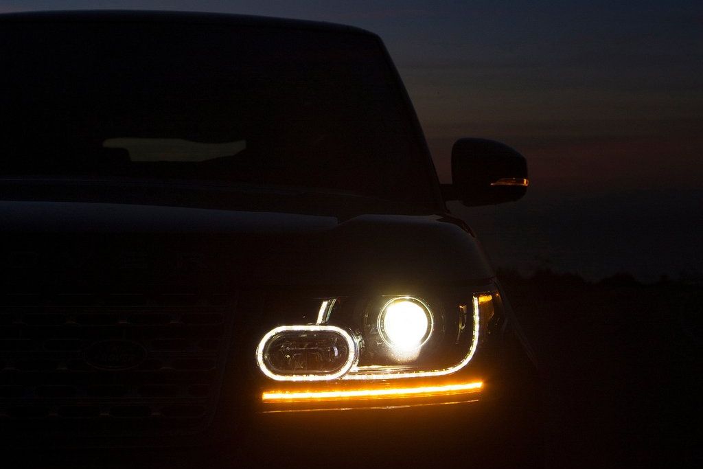 LAND ROVER RANGE ROVER