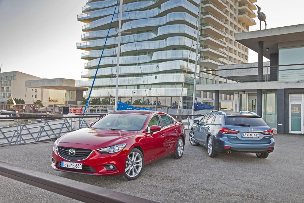 MAZDA 6