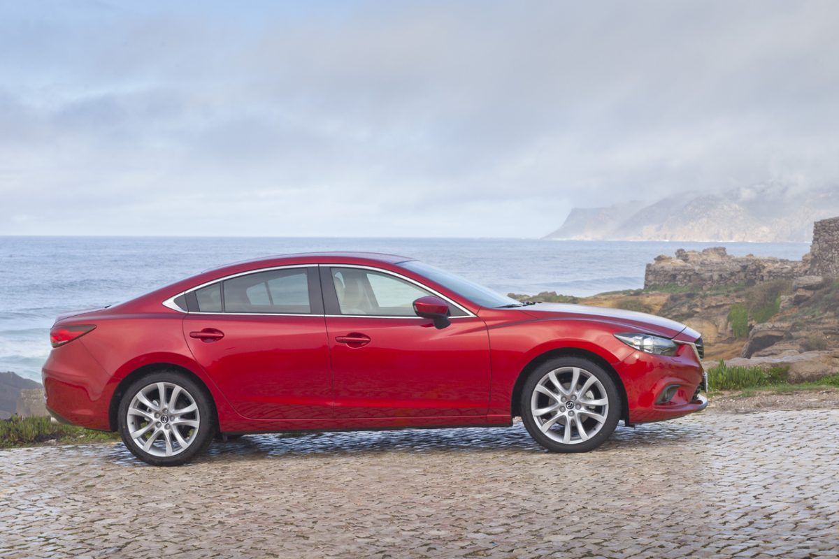 MAZDA 6