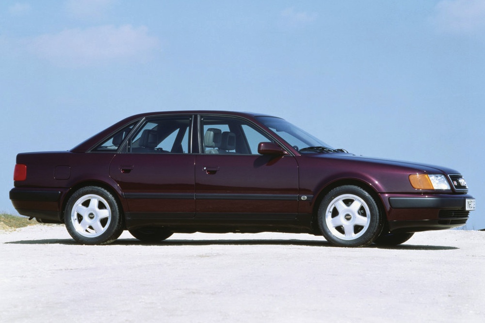 AUDI 100