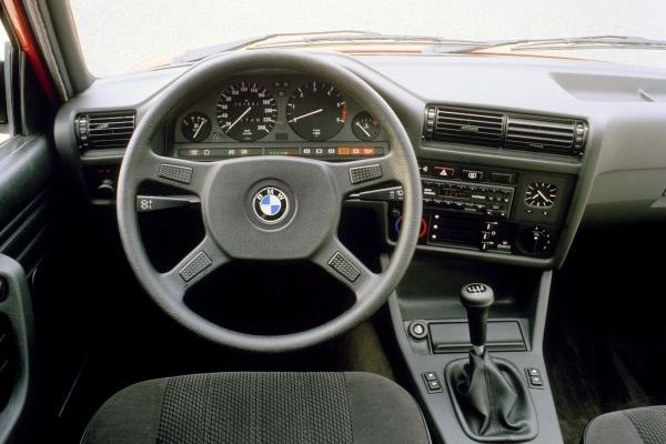 BMW 524