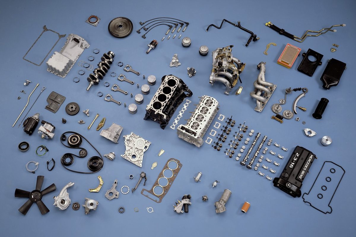 MERCEDES-BENZ C-OSZTÁLY