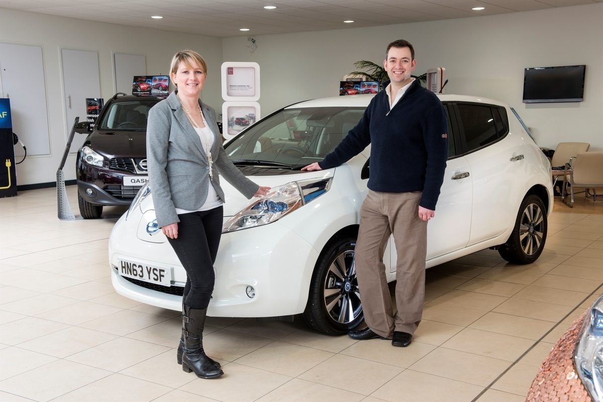 NISSAN LEAF
