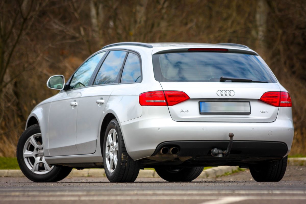 AUDI A4