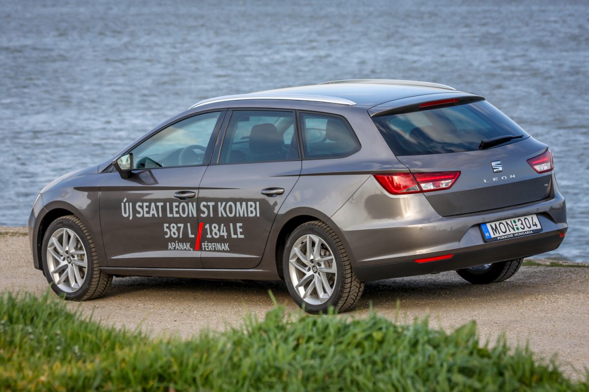 SEAT LEON