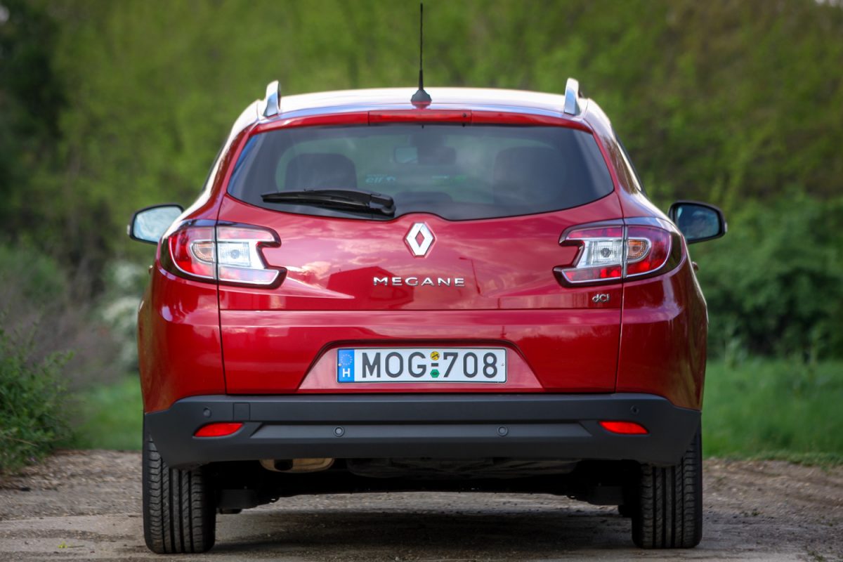 RENAULT MEGANE