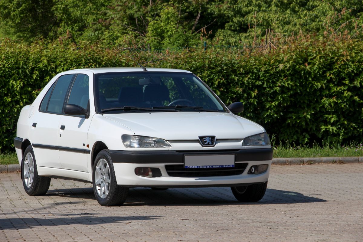 PEUGEOT 306