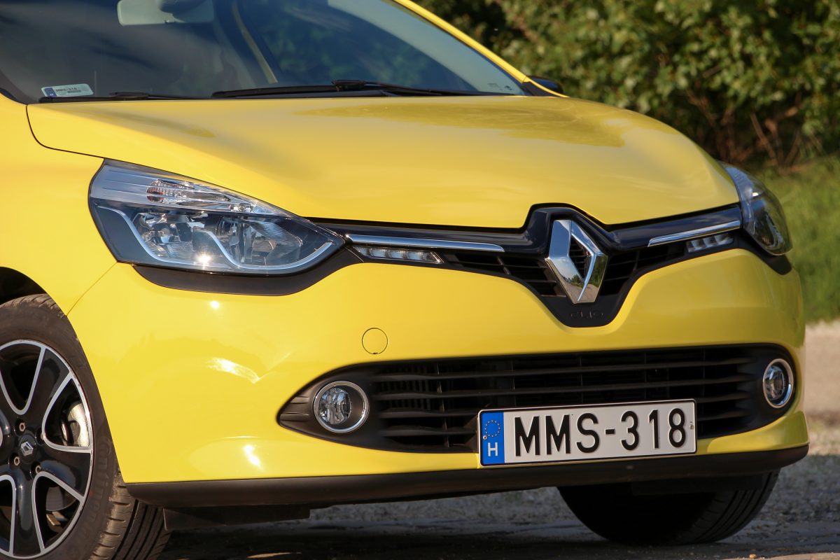 RENAULT CLIO