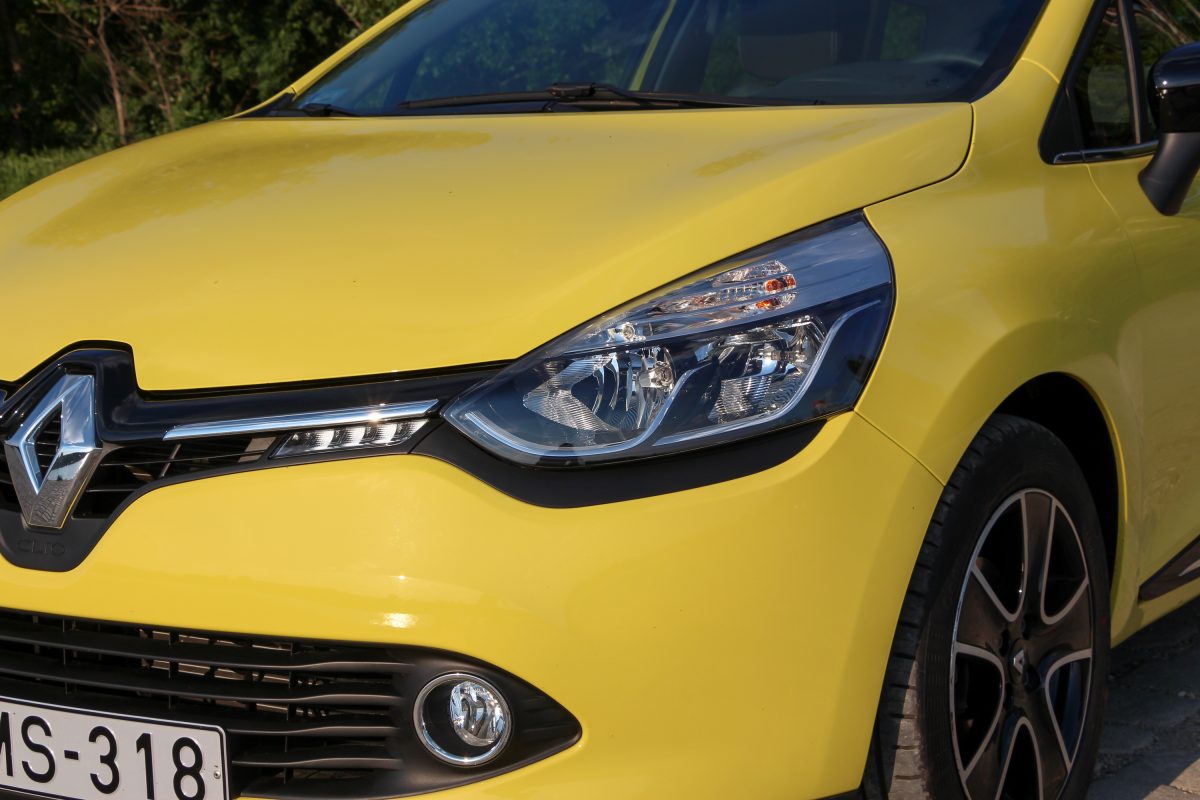 RENAULT CLIO