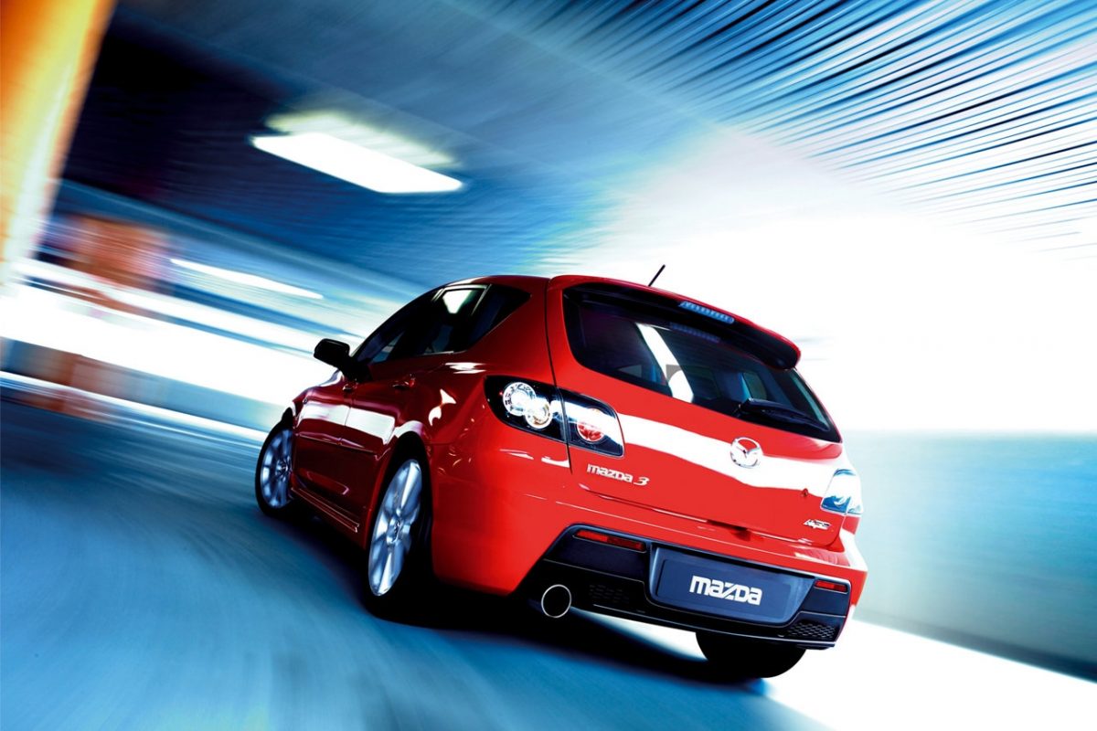 MAZDA 3