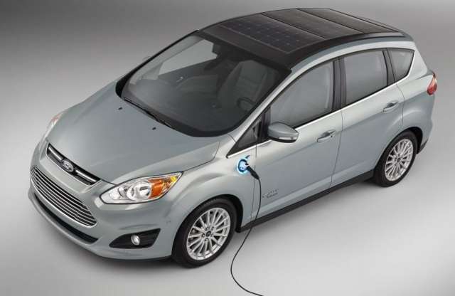 Napfény tölti a Ford C-Max Solar Energi koncepciót