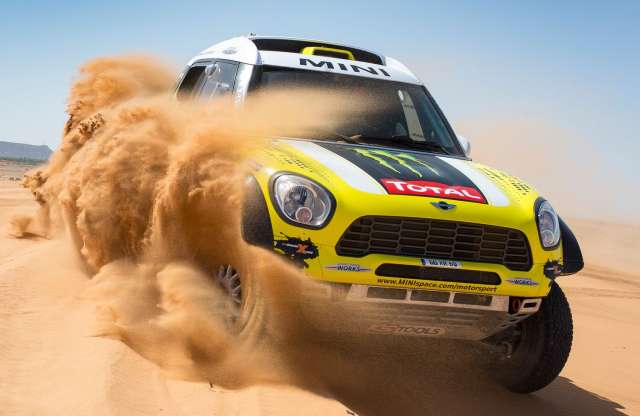 Beleköp-e bárki Peterhansel levesébe?