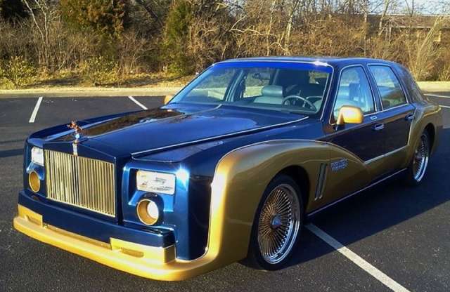 Új luxusautó 11 millió forintért. Csak perverzeknek