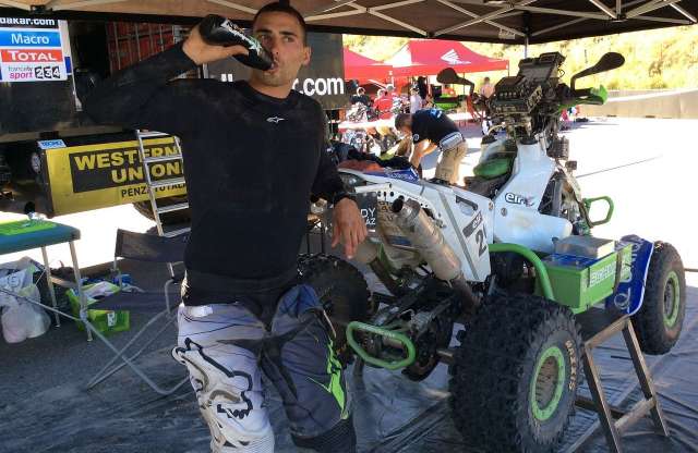 Magyarok a szakadékban és a homok fogságában