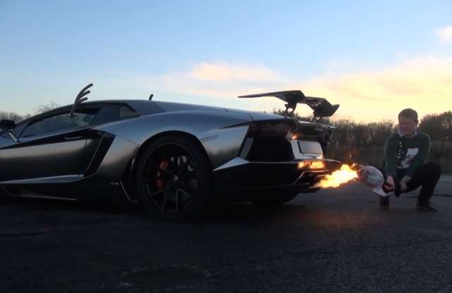 Pulykasütés Lamborghini Aventadorral