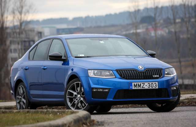 Skoda Octavia RS teszt: 9 millióért nem jön be