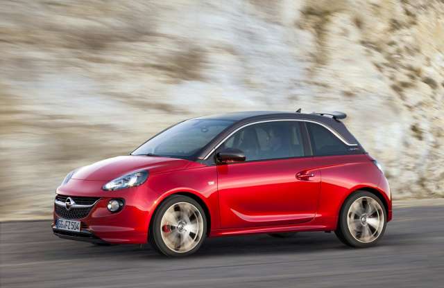 Másfél Adam ereje egyben, ez az Opel Adam S