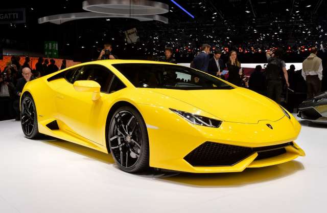 Ellenfél a Ferrari 458-nak: Genfben a Lamborghini Huracán