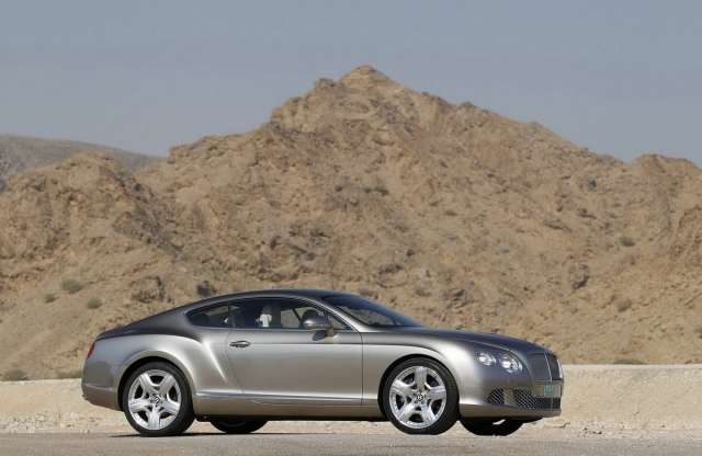 Kisebb lesz, de olcsóbb nem a 2020-as Bentley