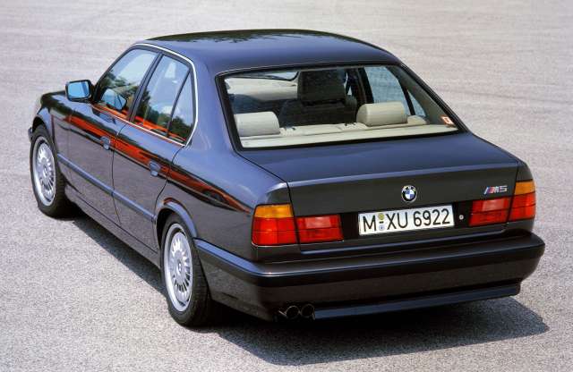 Mert ebben még volt anyag – nagyautók egymillióig