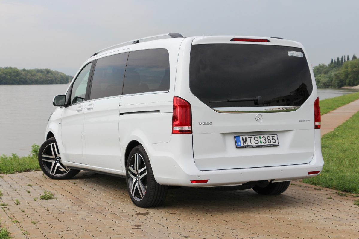 MERCEDES-BENZ V-OSZTÁLY