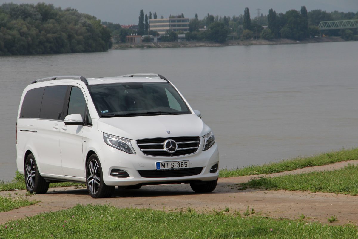 MERCEDES-BENZ V-OSZTÁLY