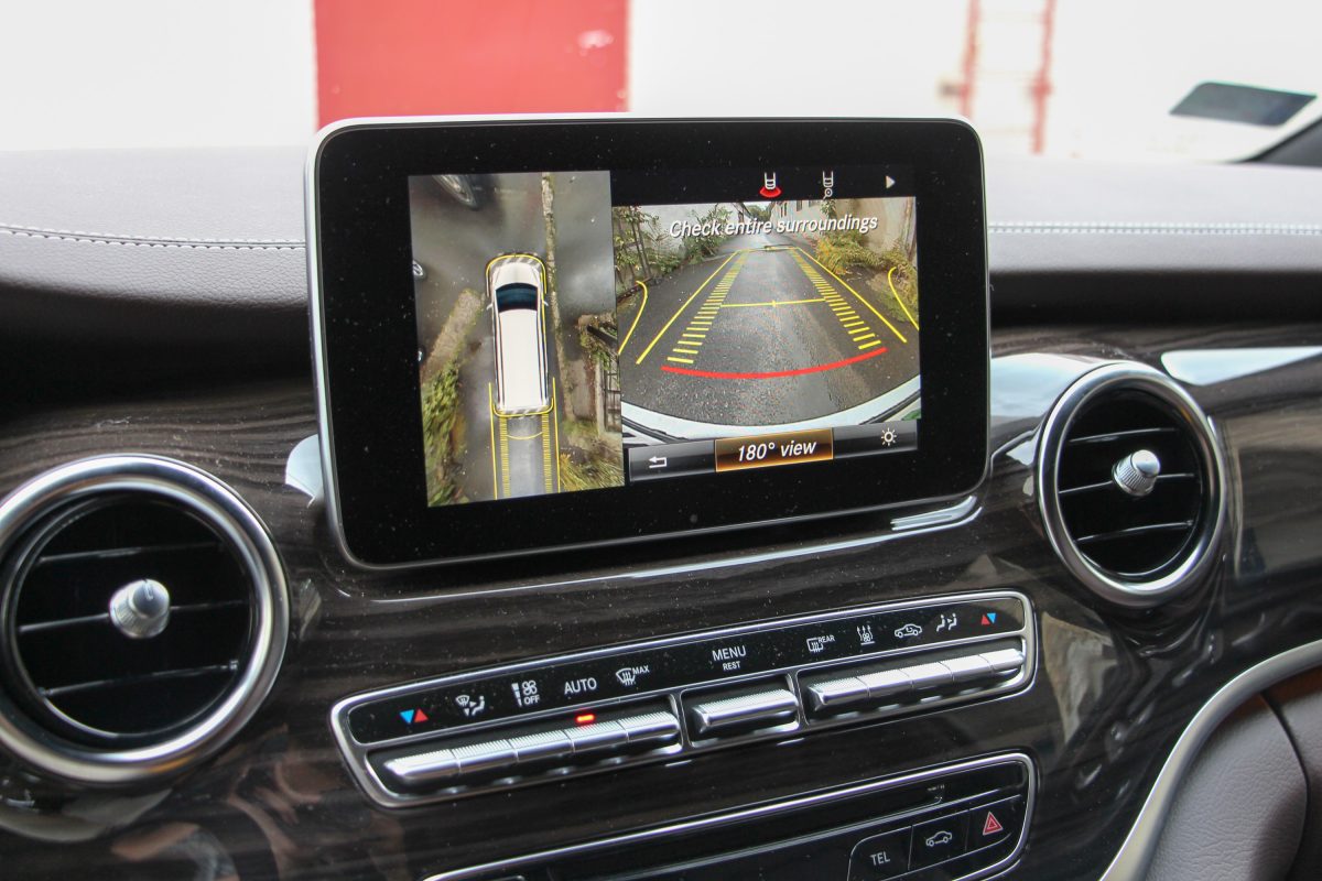 MERCEDES-BENZ V-OSZTÁLY