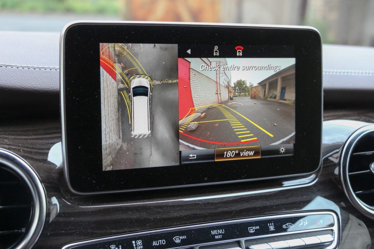 MERCEDES-BENZ V-OSZTÁLY