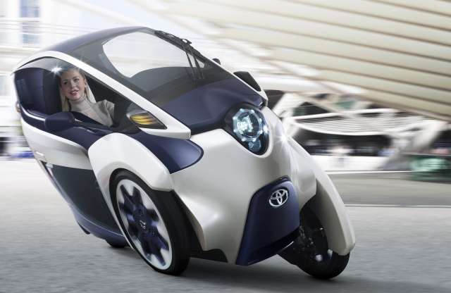 Nem autó, nem motor, személyes mobilitási eszköz a Toyota i-Road