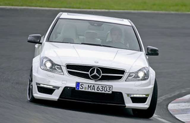Mercedes C 63 AMG csigaszerepben